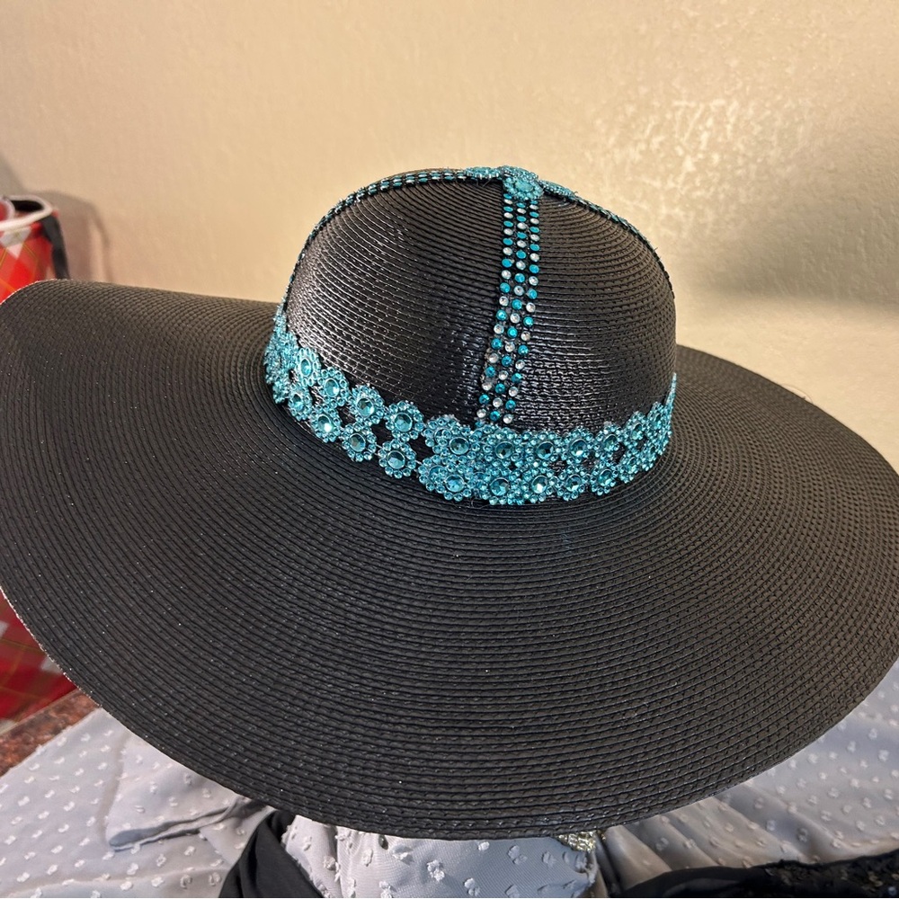 Black and Blue Wide-Brimmed Hat with Turquoise Band